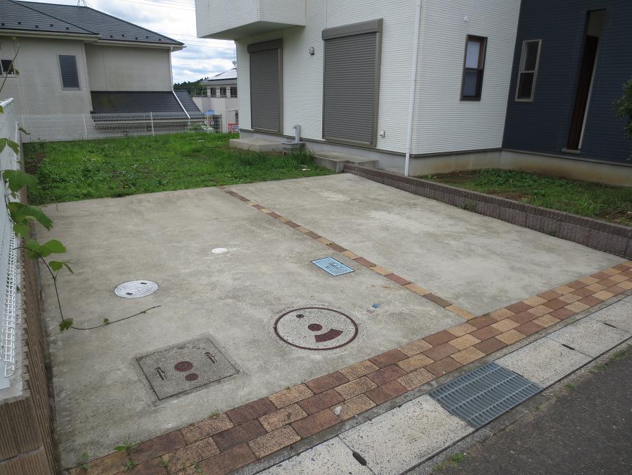 カースペースです