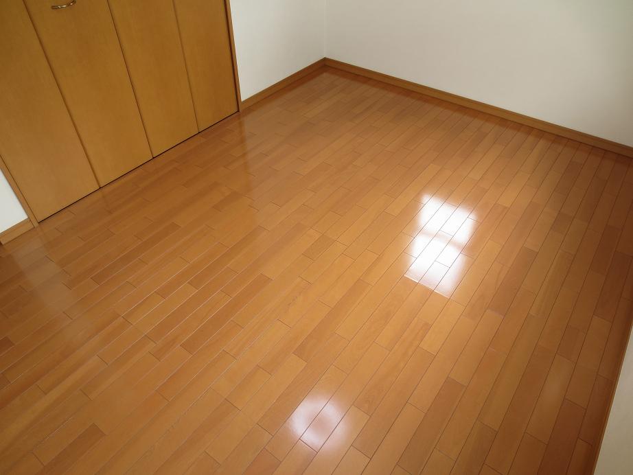 2F洋室6.5帖です