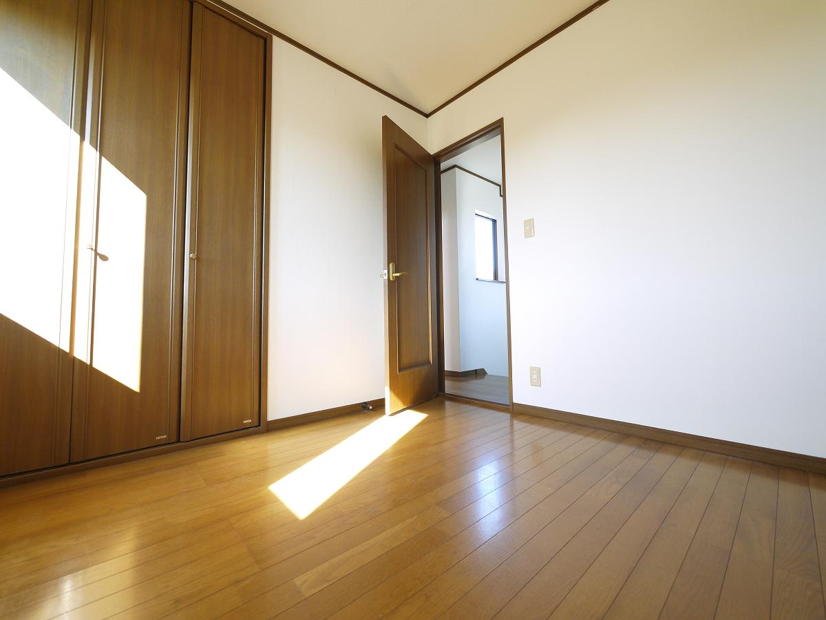 2F洋室4.5帖です