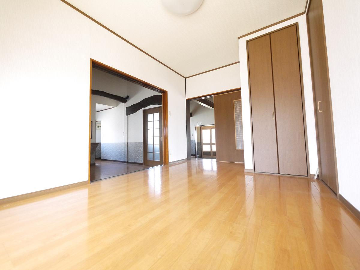 洋室7.5帖です