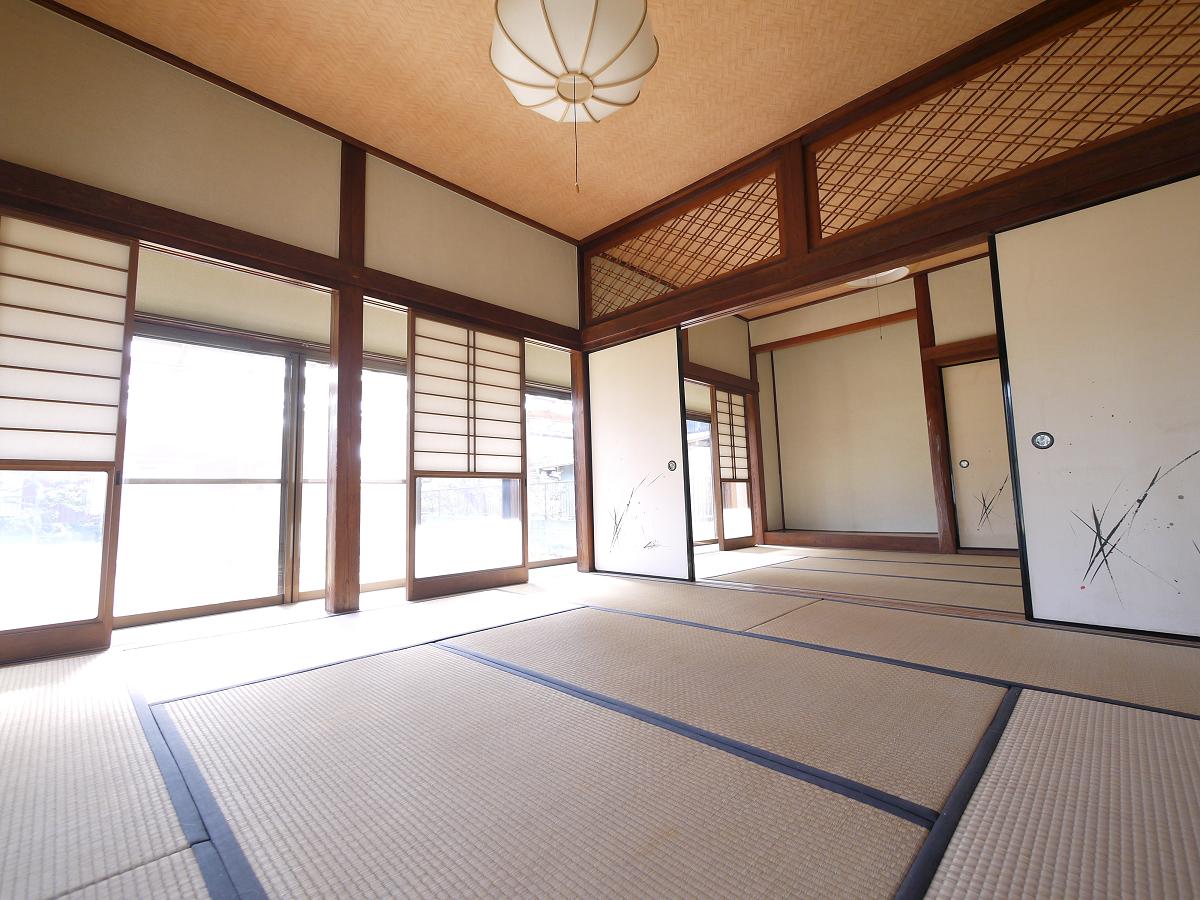 和室8帖です