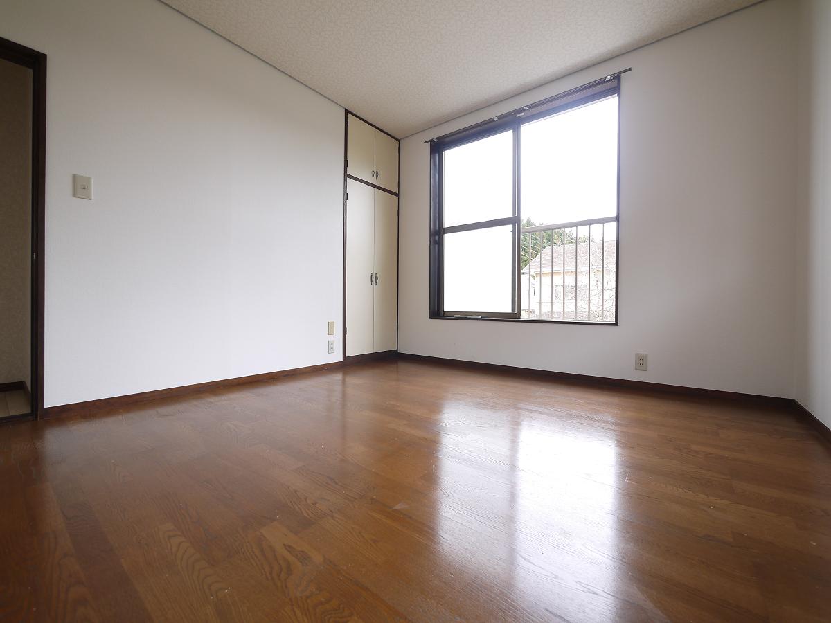 2F洋室7帖です