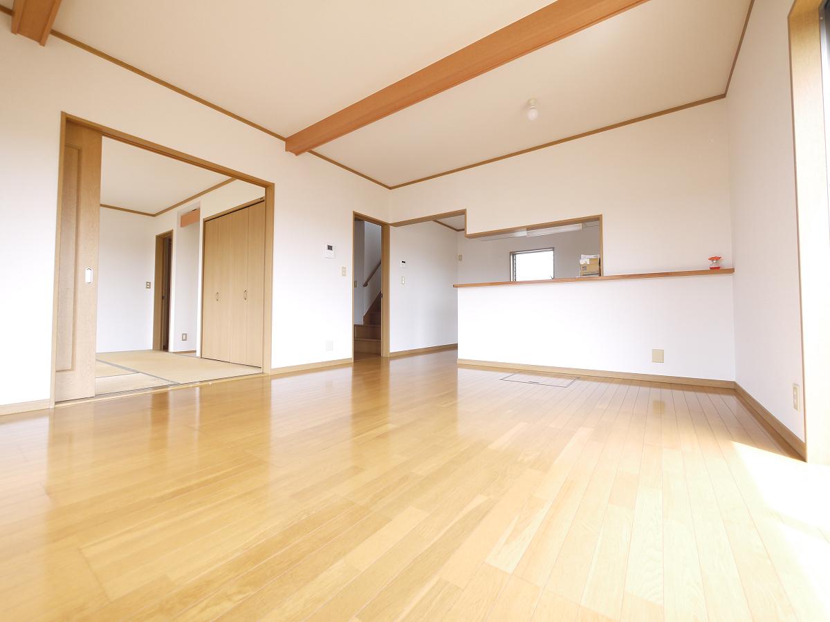 和室と続き間の開放感溢れる設計です