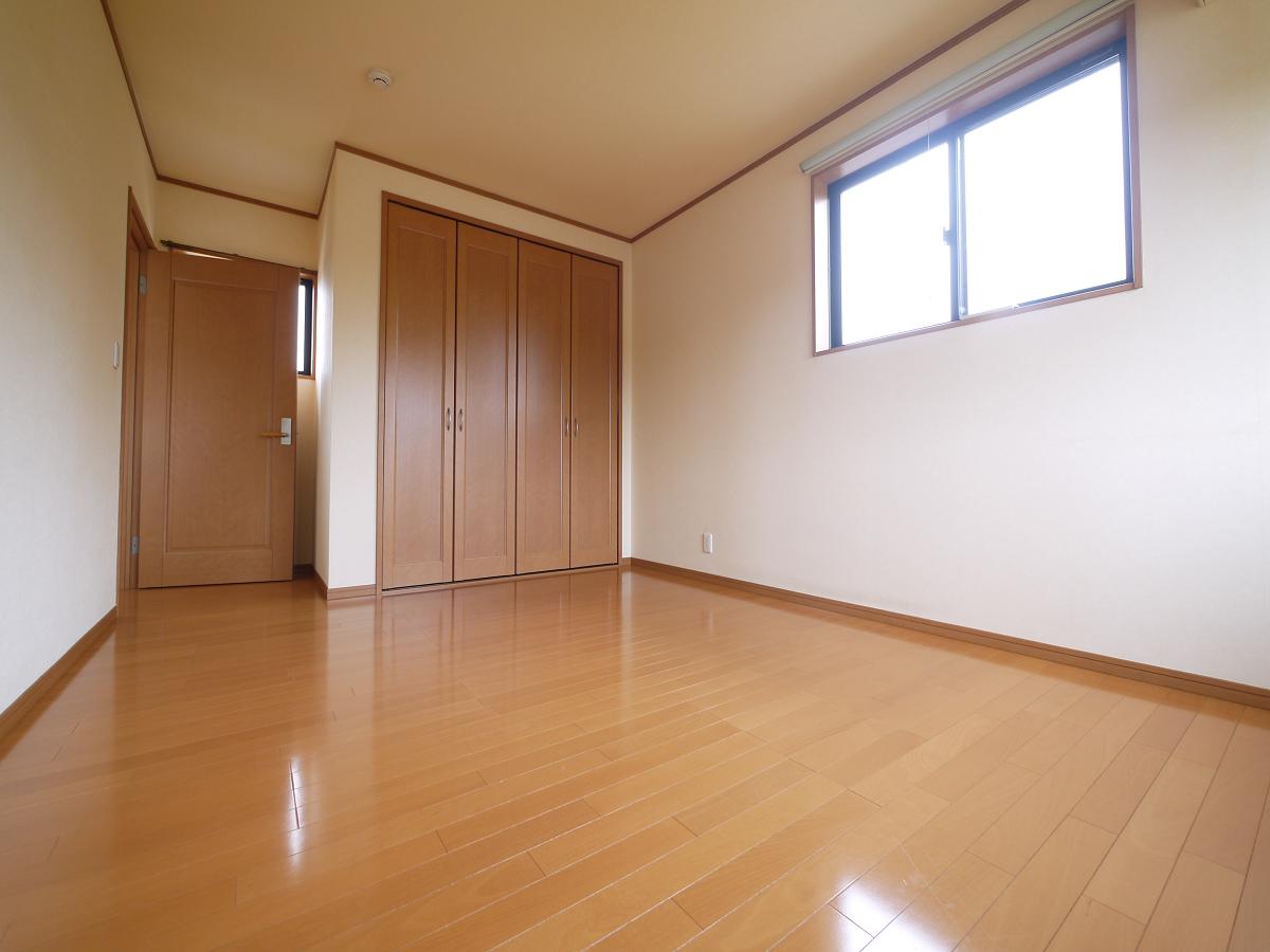 2F洋室7.8帖です