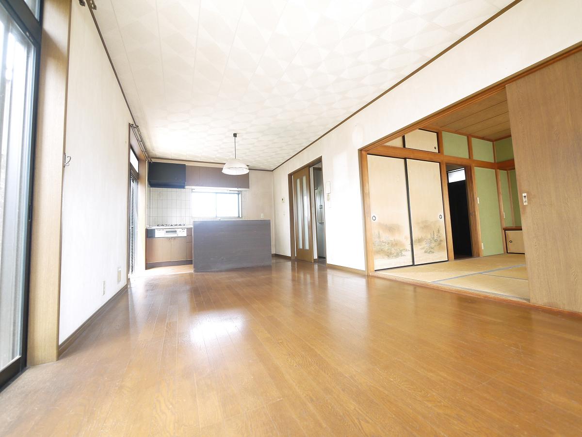 和室と続き間の開放感溢れる設計です