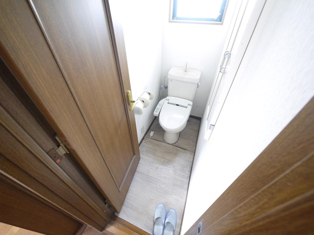 1Fトイレです
