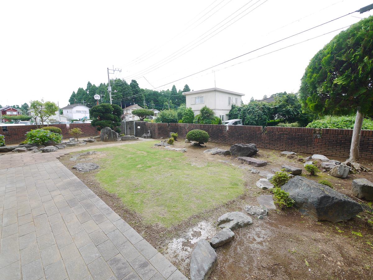 庭です