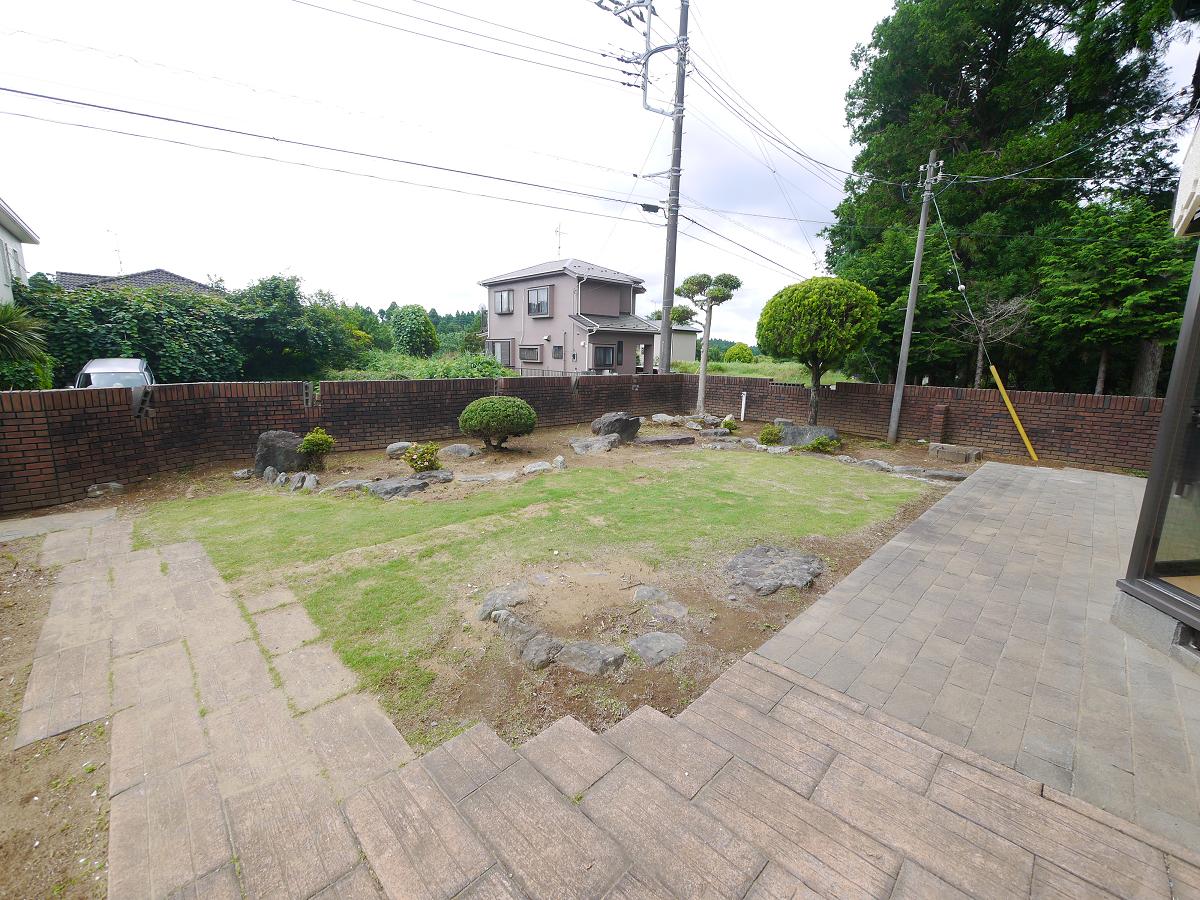 庭です