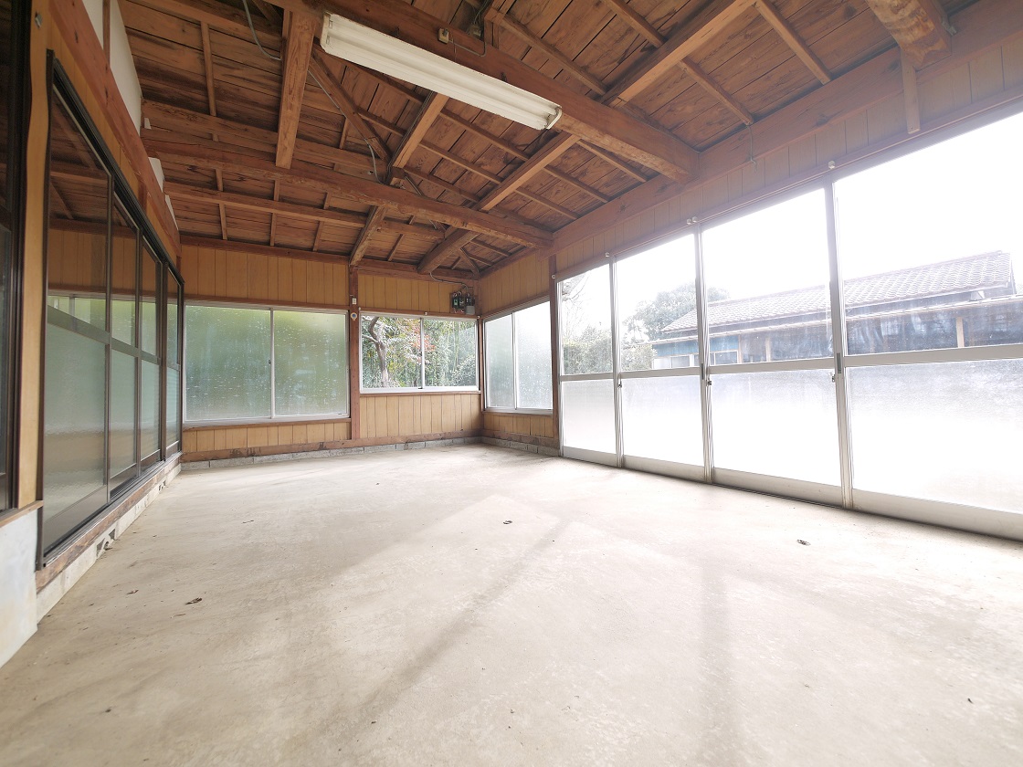 付属建物です