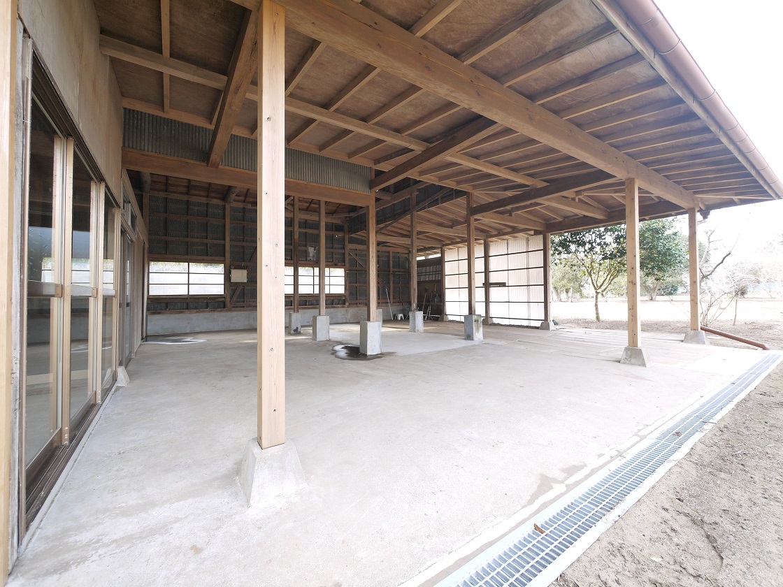 付属建物です(ガレージとしても使用できます)