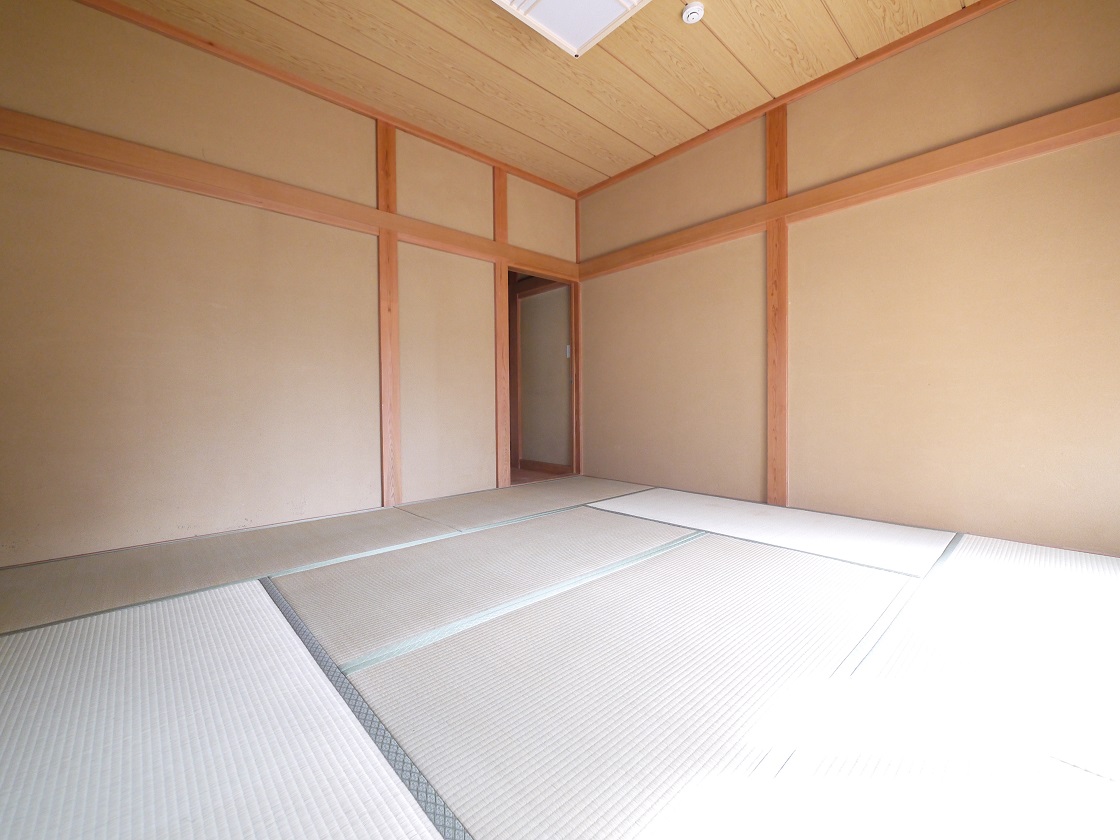1F和室8帖です