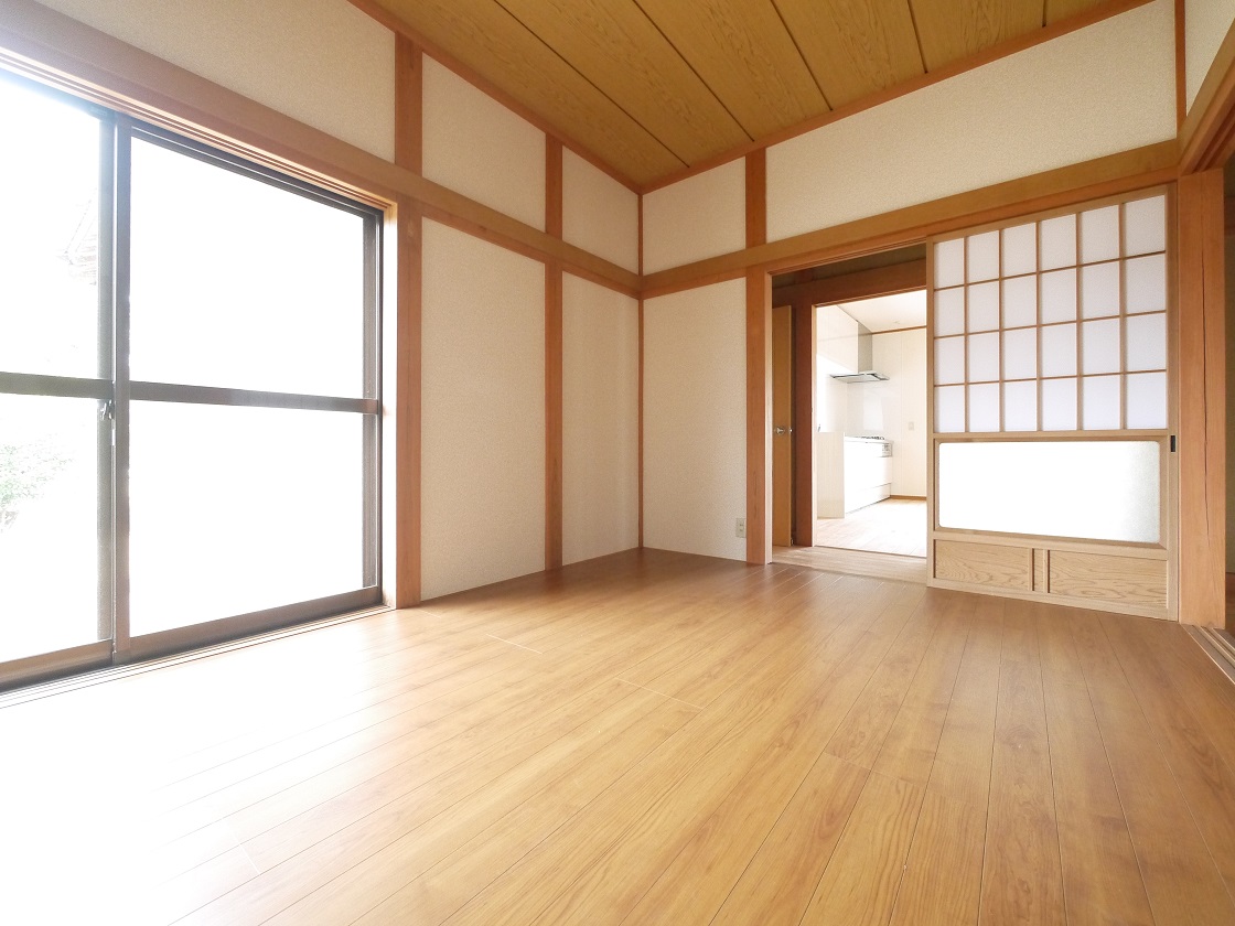1F洋室6帖です