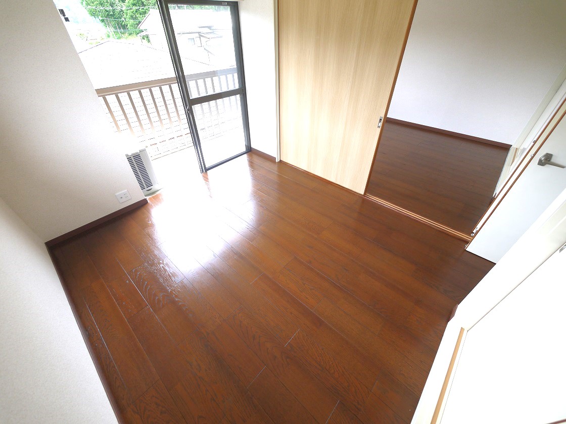 2F洋室5.3帖です