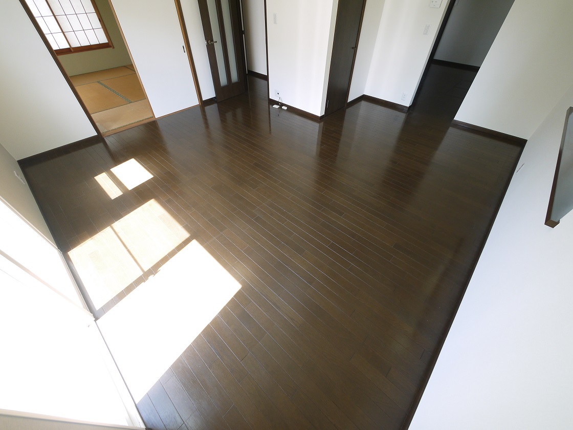 15.3帖の広さを確保したLDKは、和室と一体化して利用すると21.3帖の大空間