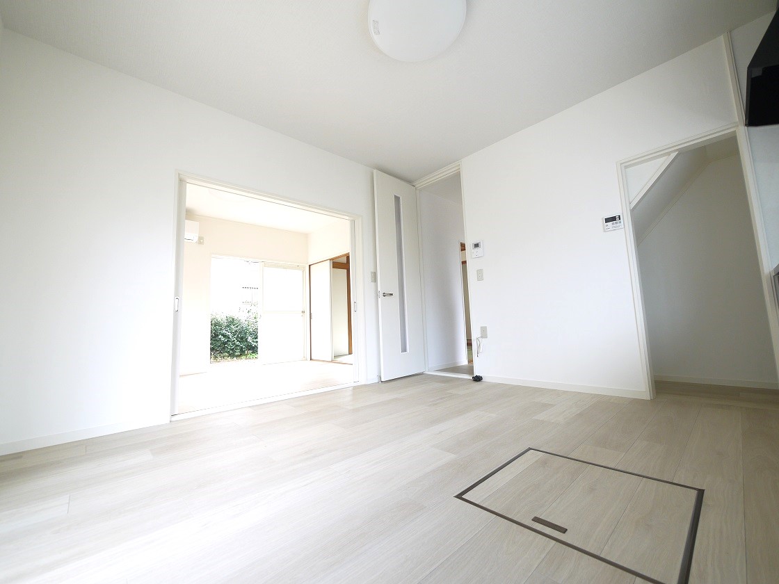 隣の洋室と一体化して利用することが出来ます