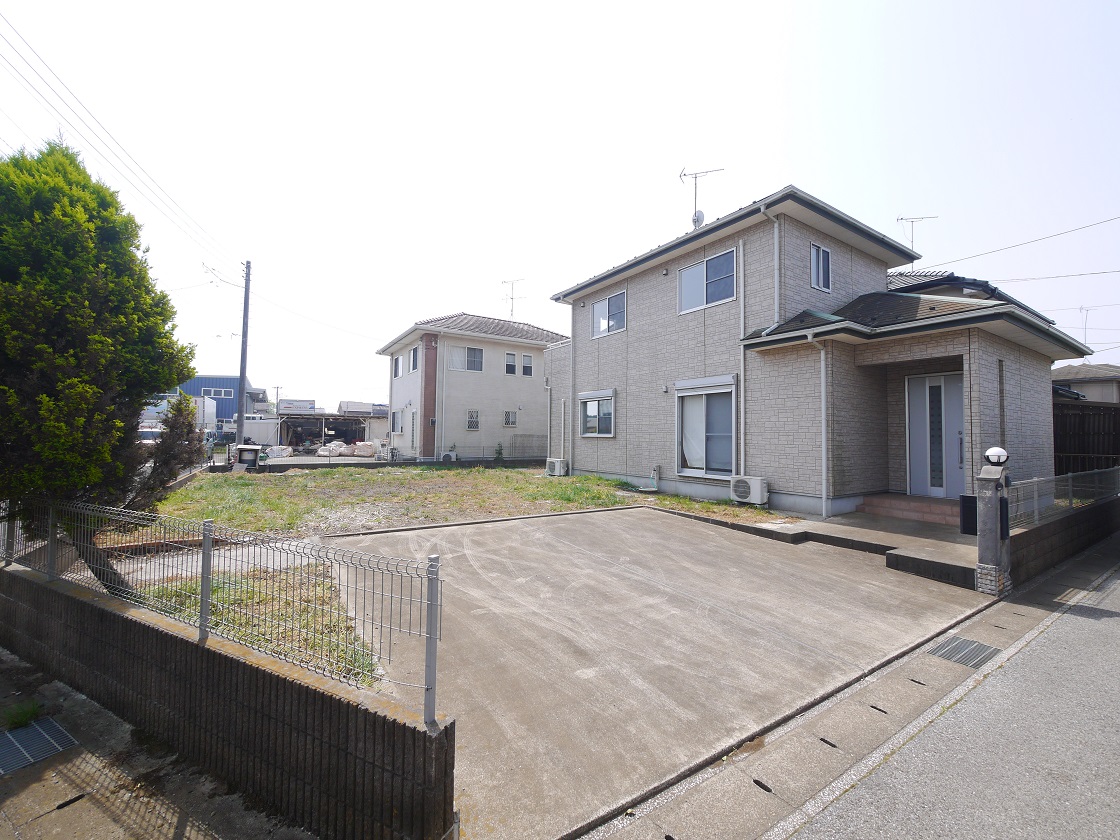 おだやかな日差しのもと豊かなひと時を家族と共に暮らす家