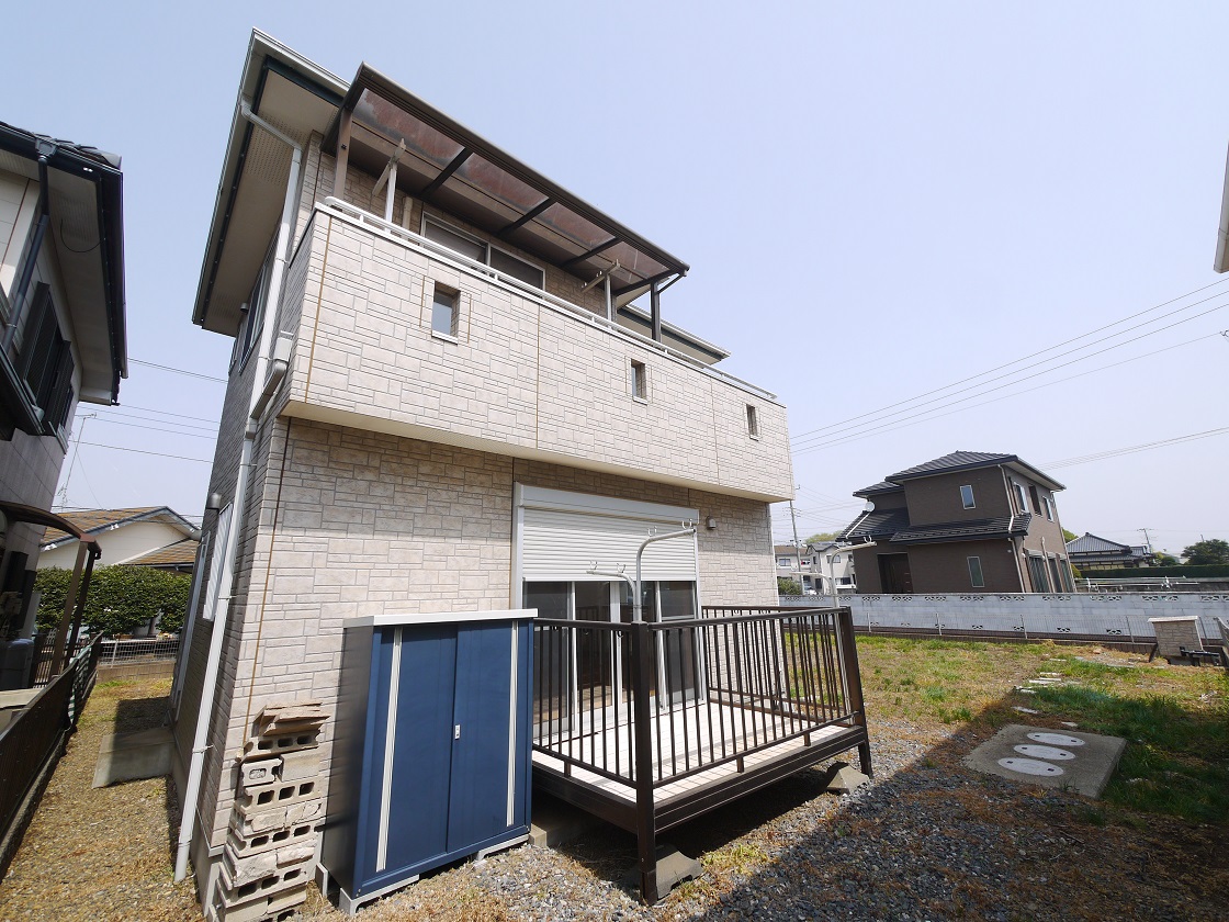 やわらかな陽光さしこむ明るい住まい
