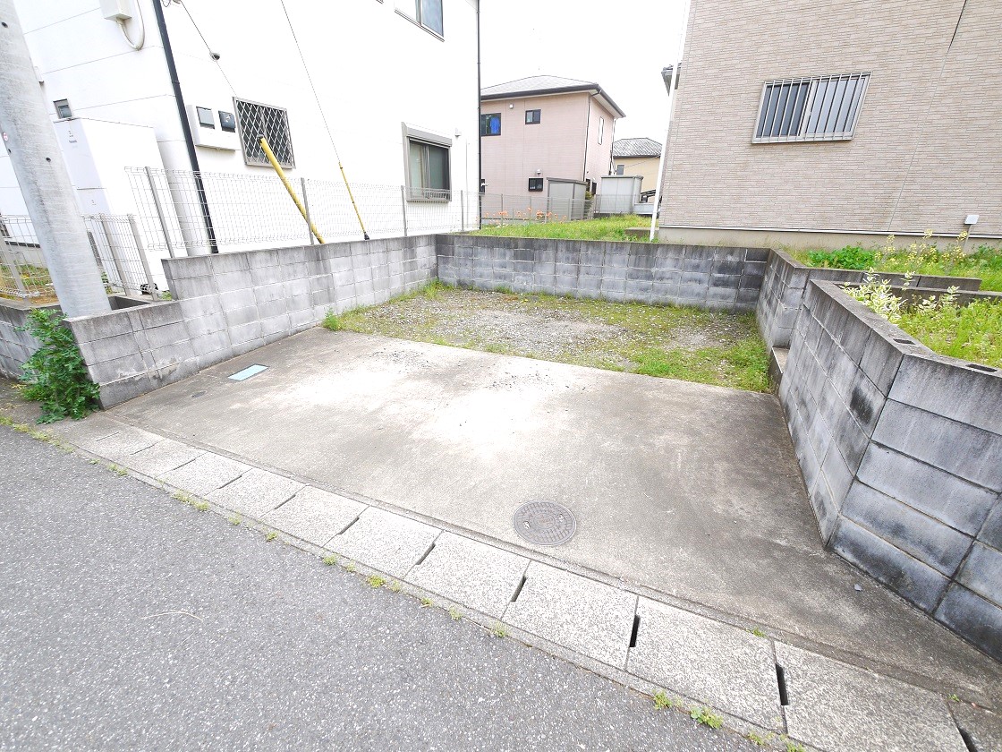 セカンドカーにも便利な駐車2台