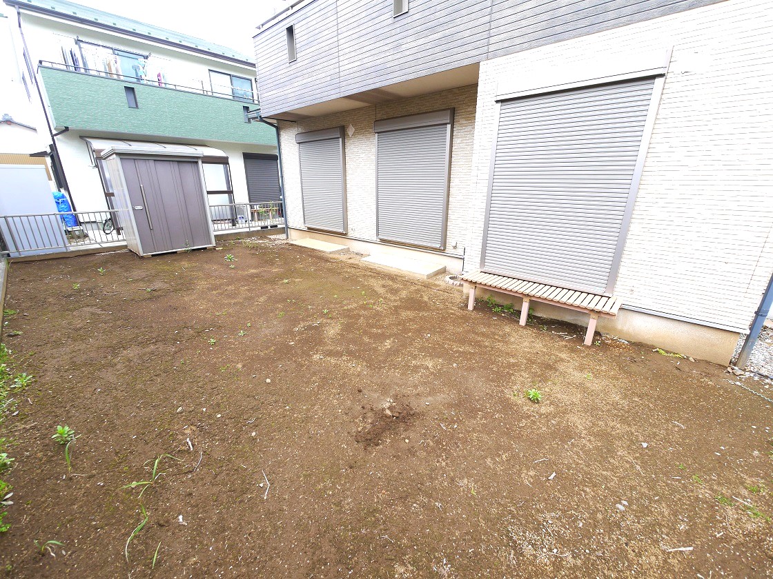 ご家族の思い出を育む、用途多彩な広々敷地