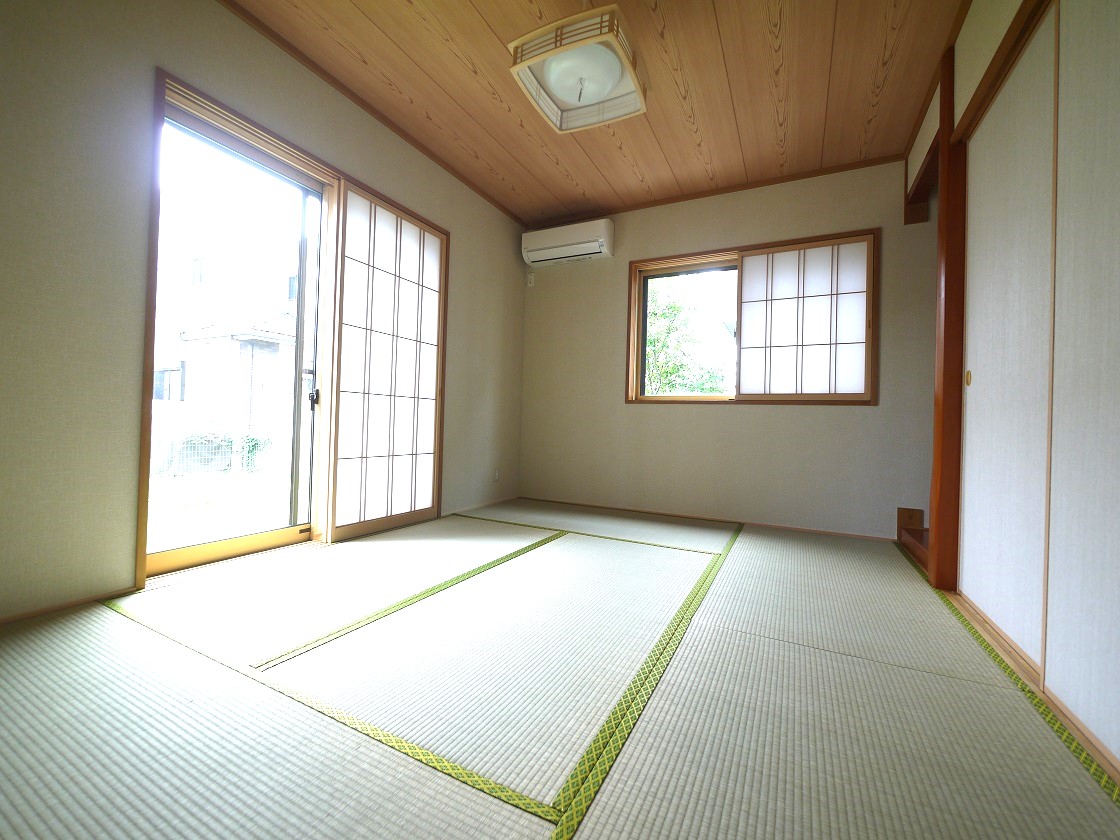 ゆとりある7.2帖の和室です