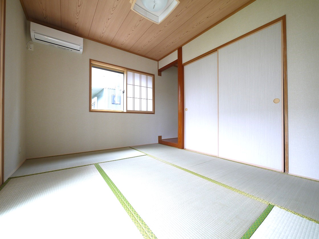 床の間付きの情緒漂う和室7.2帖です