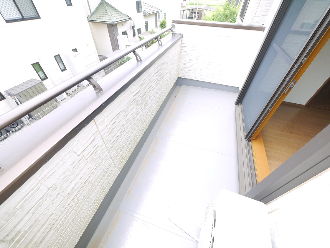 バルコニーで毎日のお洗濯もラクラク快適です