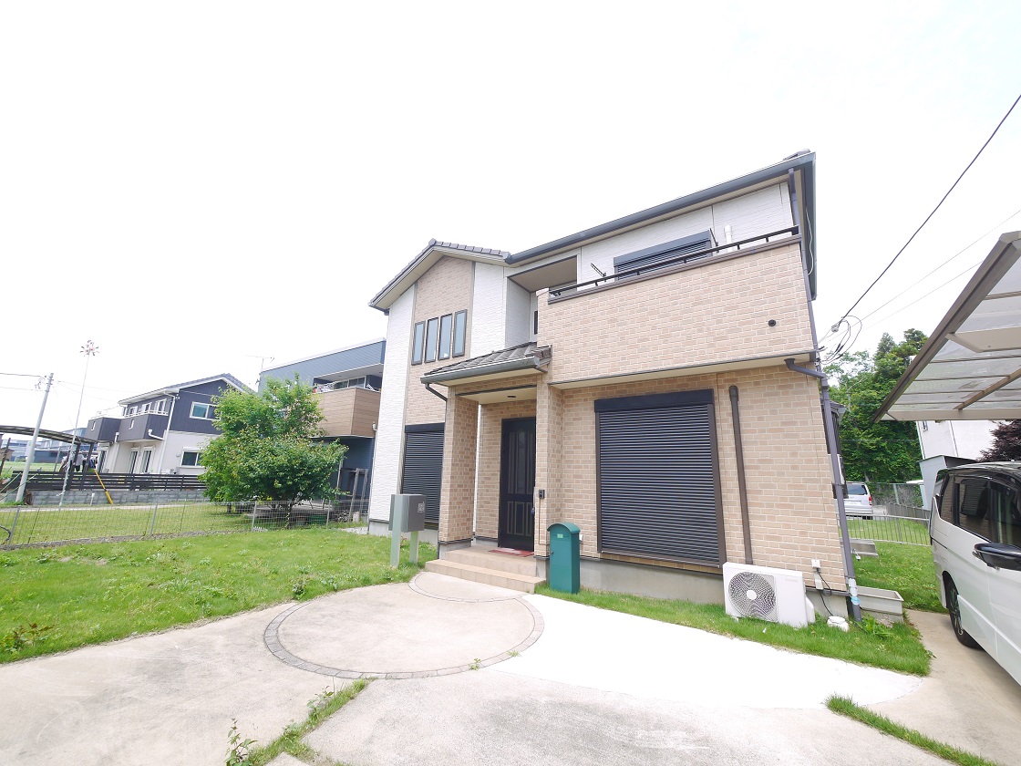 光溢れる明るい家は新生活にぴったりです