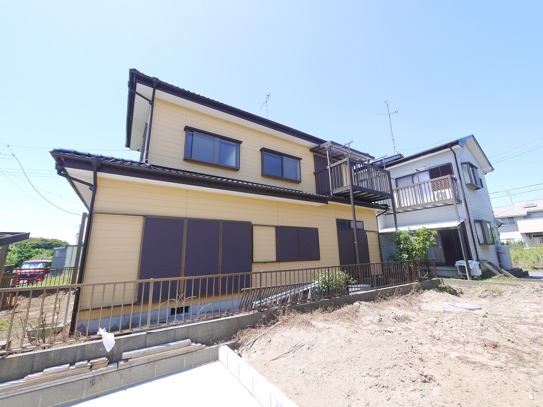 たっぷりの陽光と心地よい風が舞い込む住まい