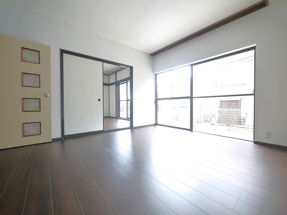 洋室と続き間の開放感溢れる設計です