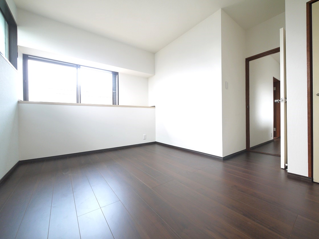 2F洋室6.5帖です