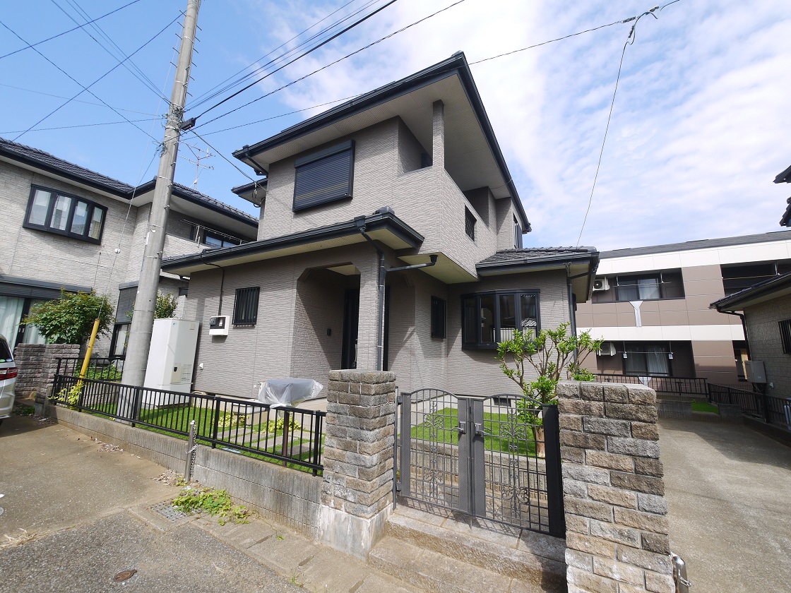 ゆったりとした空間で、家族みんなで仲良くのんびり暮らせるオール電化住宅です