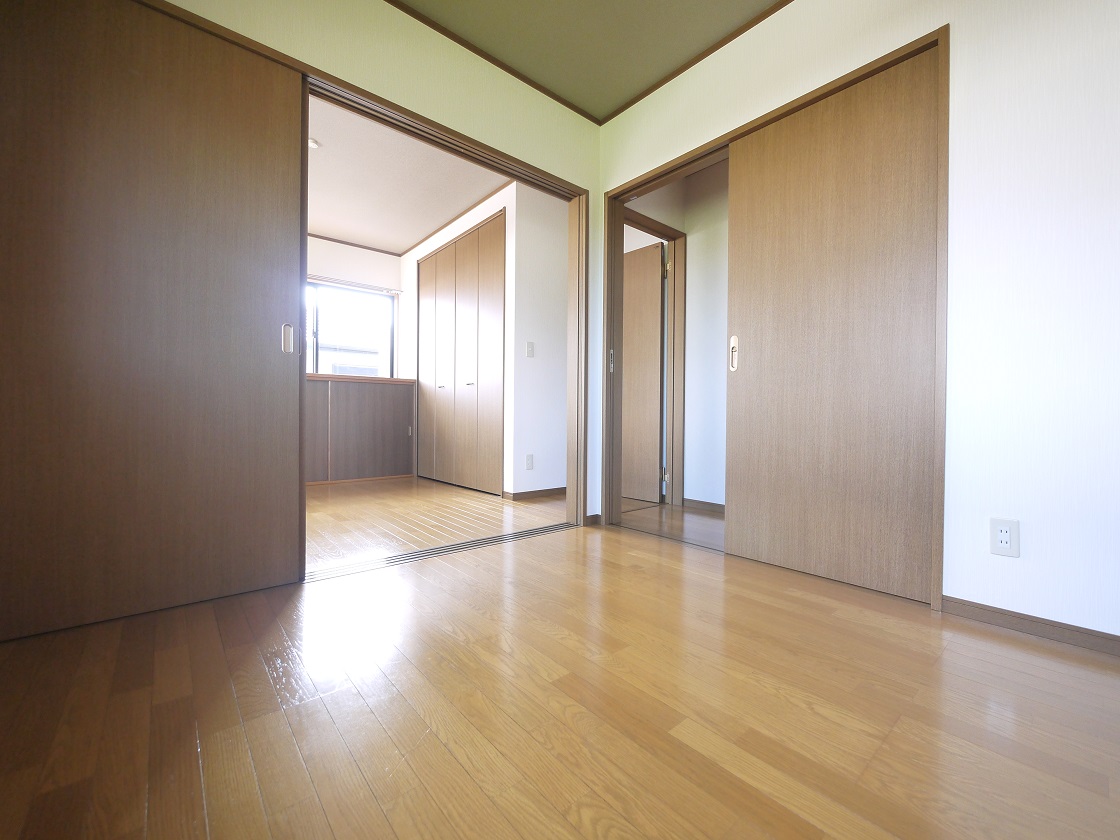2F洋室4.5帖です