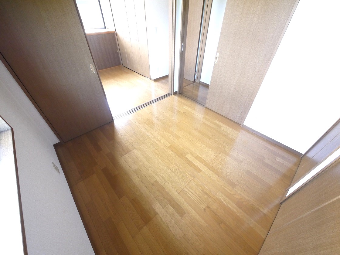 2F洋室4.5帖です