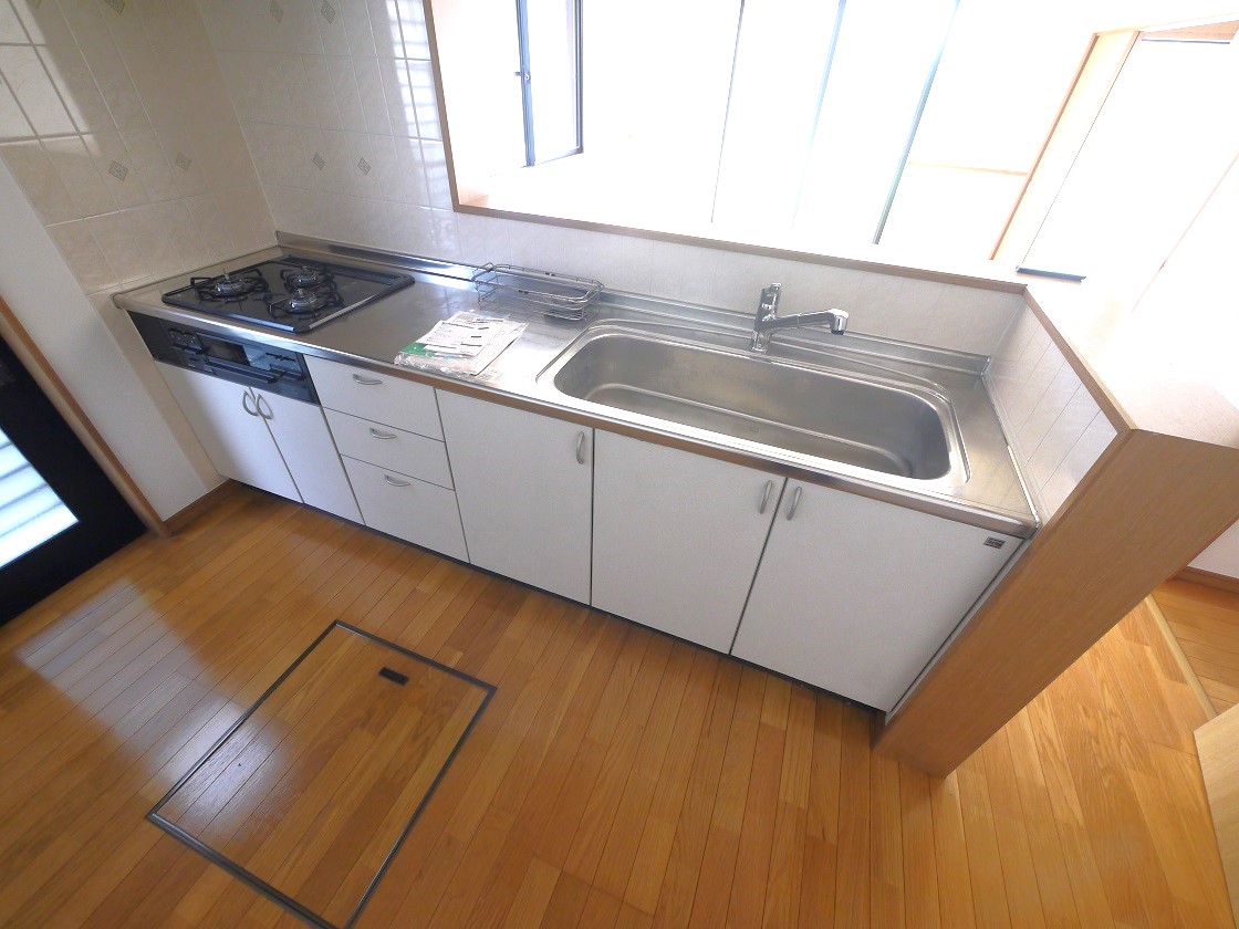 お料理好きのママにはうれしいゆったりとしたキッチンです