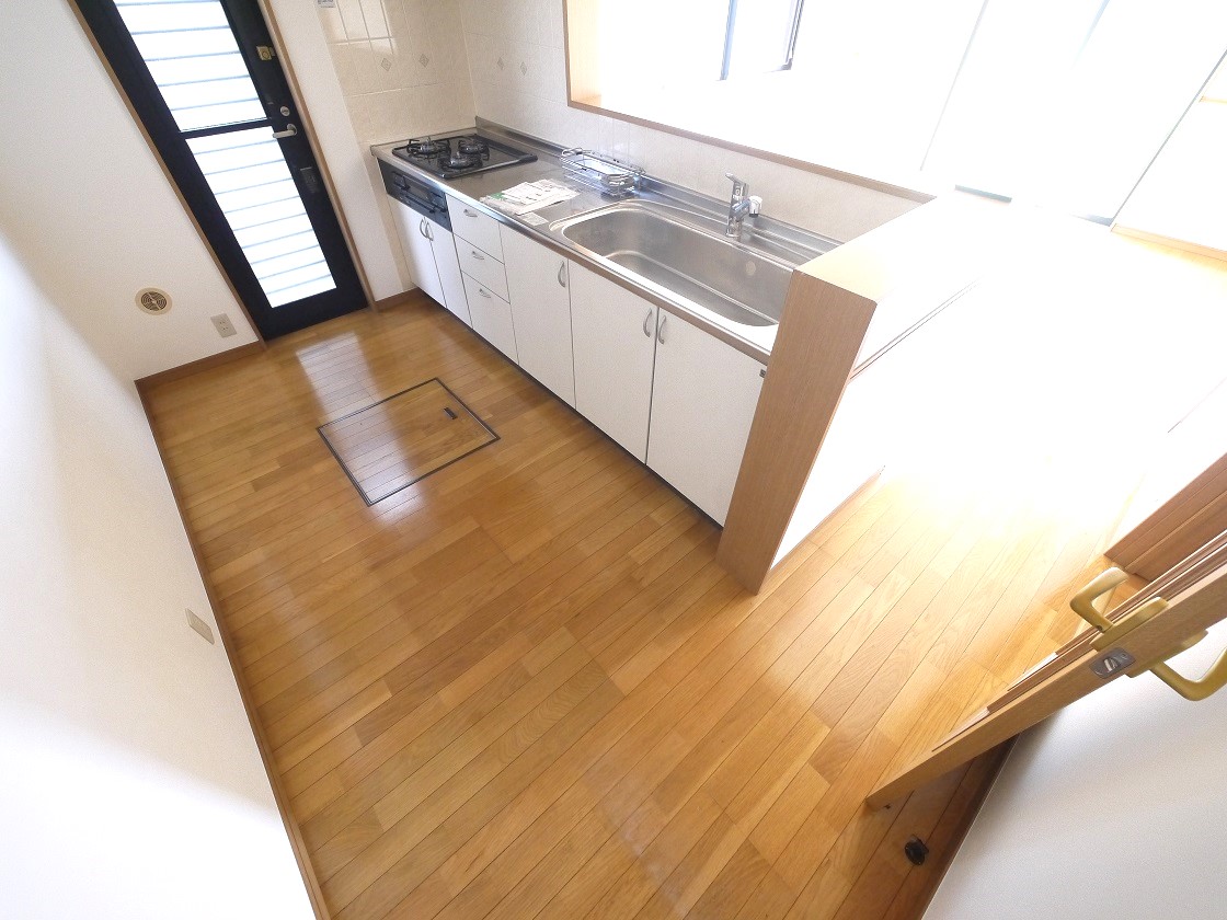 ゆったりとしたキッチンスペースです