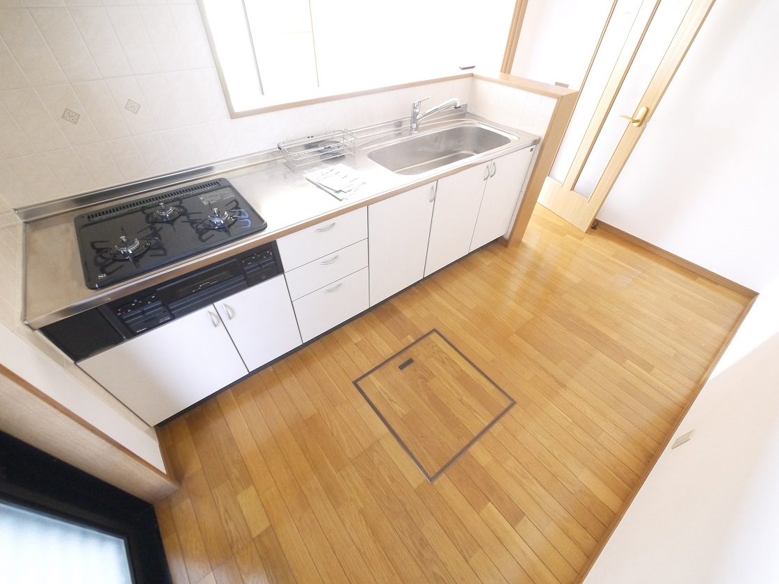 ゆったりとしたキッチンスペースです