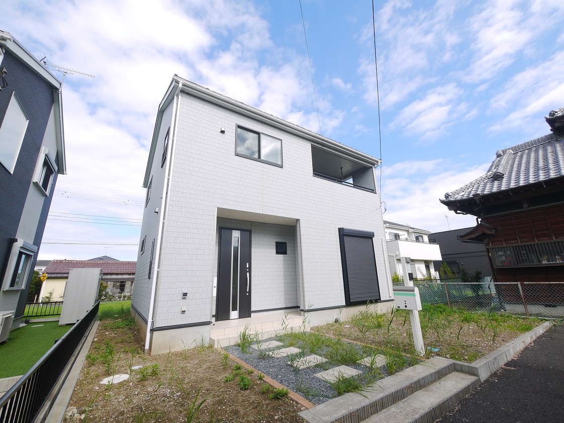 たっぷりの陽光と心地よい風が舞い込む住まい