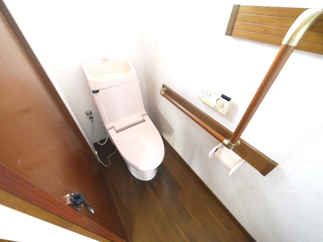 トイレはスッキリ快適ウォシュレット