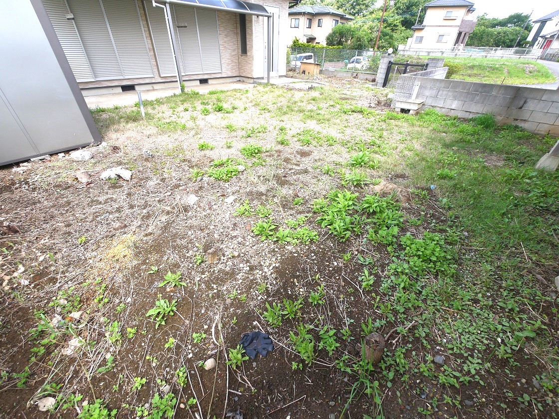 ガーデニングも楽しいゆとりの敷地