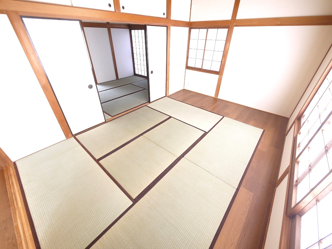 ご家族みんなが裸足でくつろげる特別な空間 和室8.7帖です