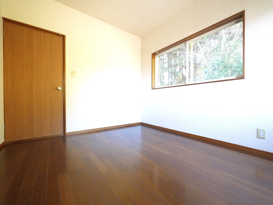 2F洋室6.2帖です