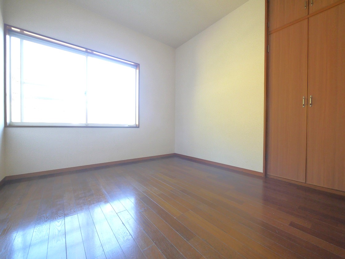 2F洋室6.2帖です