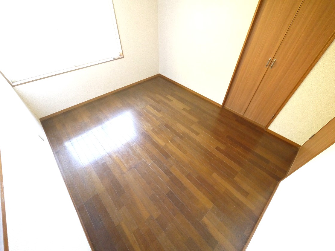 2F洋室6.2帖です