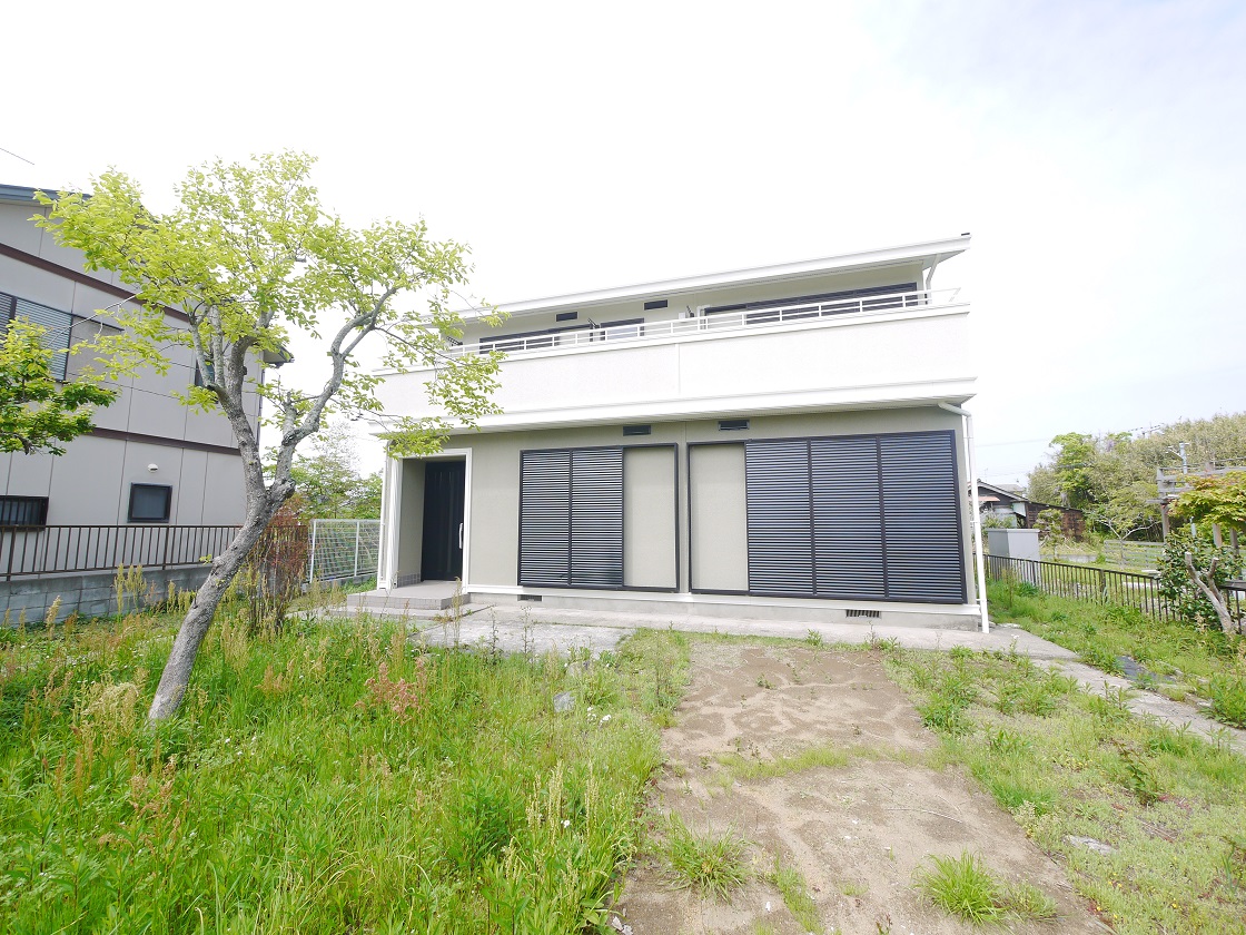 太陽が射し込む明るいマイホーム