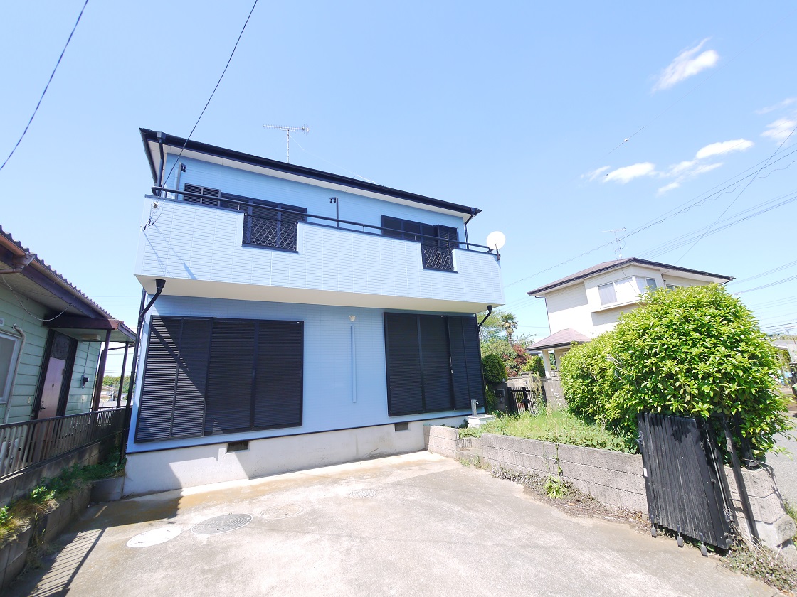 たっぷりの陽光に包まれる明るい住まい