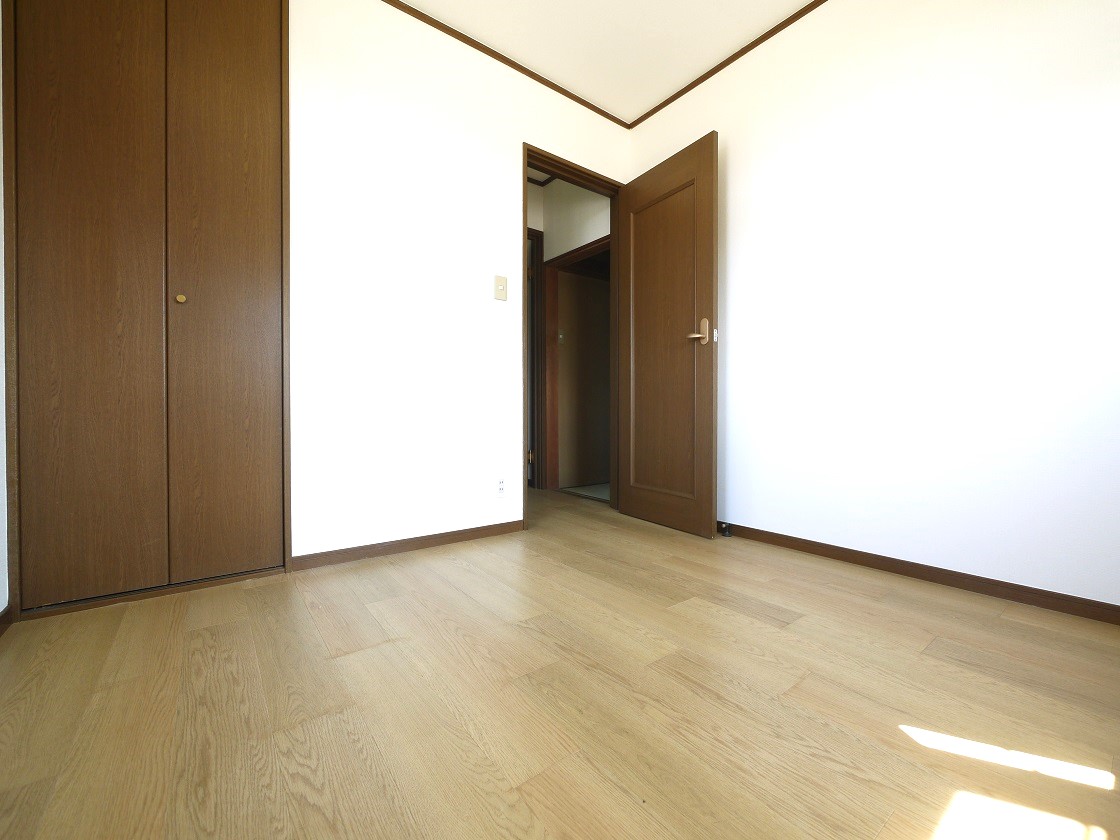 2F洋室4.5帖です