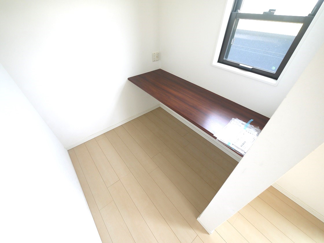 2帖のテレワークルームは趣味の部屋としても活用できます