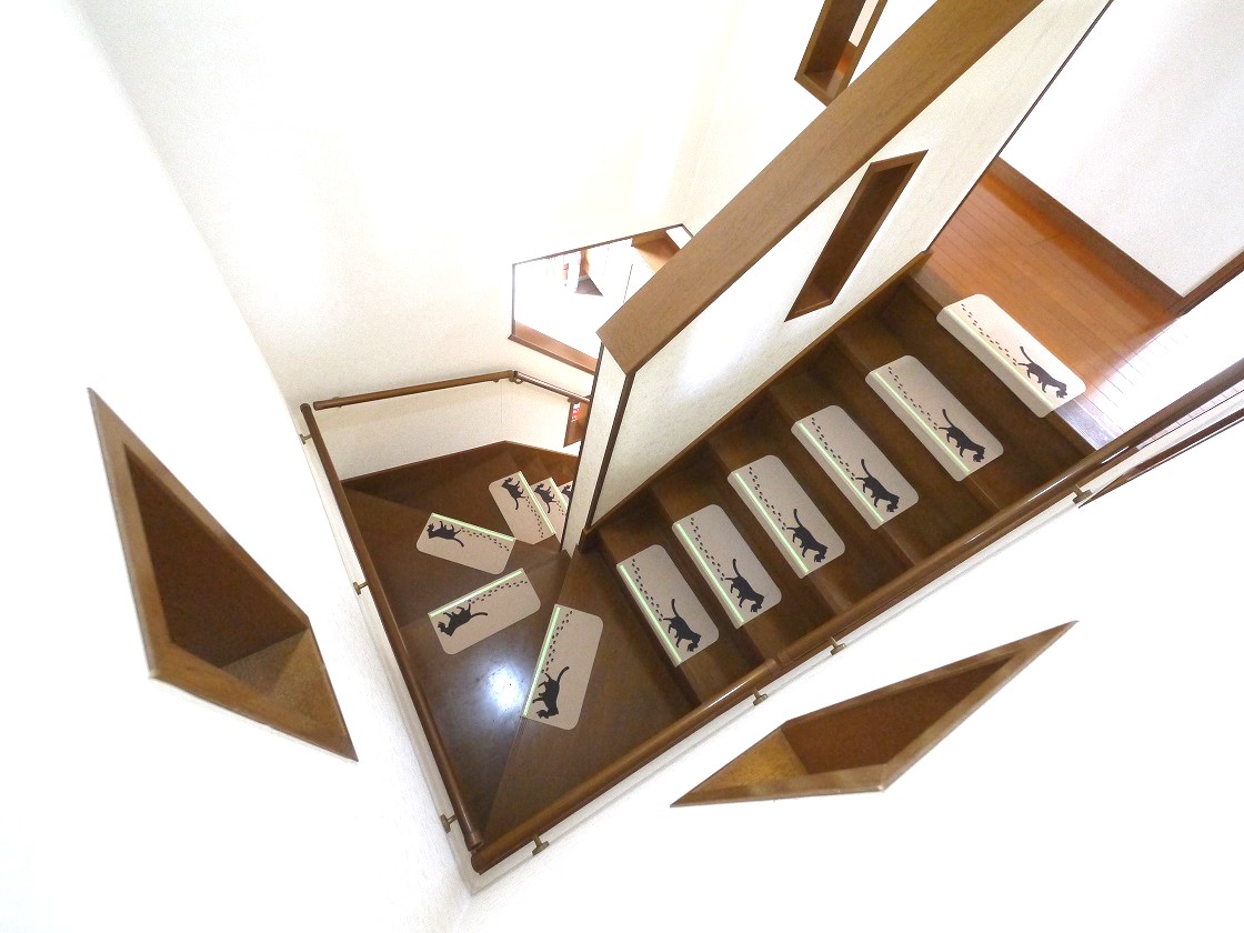 階段の吹き抜けです