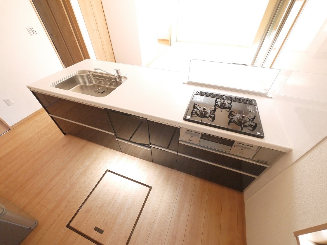 食器洗乾燥機付で忙しいママをサポートします