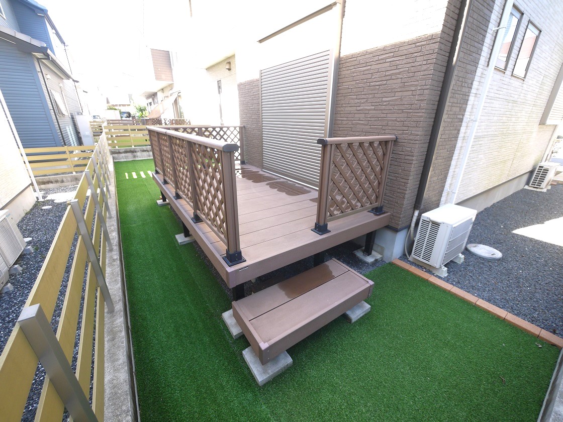 ウッドデッキです